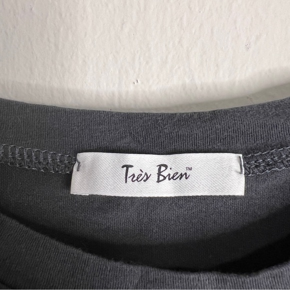 Tres Bien Dark Gray Graphic Tee - Picture 3 of 4